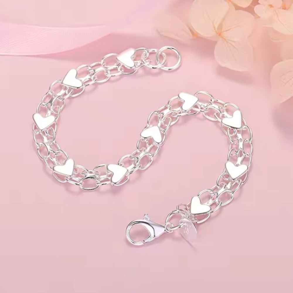 Sterling Silver Heart Bracelet - Picture 1 of 1
